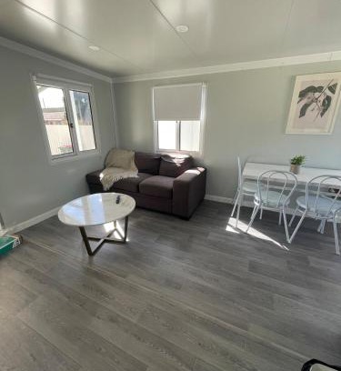 Wagga Wagga Apartment | Cabin in Central Wagga