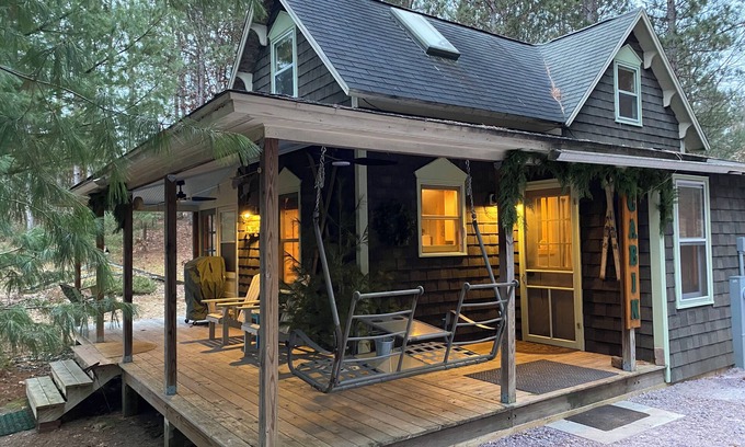 Coloma Cabin | Cabin in the woods with wrap around porch