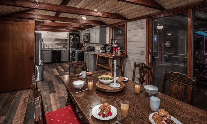Ruidoso House | Cabin on Bear Creek