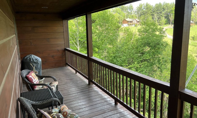 Vilas Cabin | Cabin on topof the mountain great views hot tub game room and more!