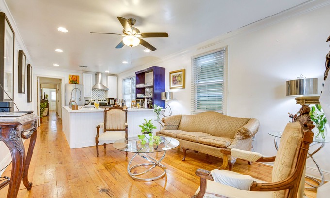 St. Bernard Area House | 'Cadillac Cottage' - 3 Mi to French Quarter!
