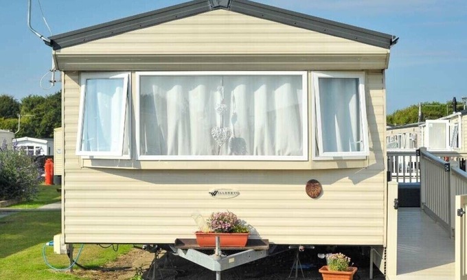 Fleetwood Cottage | CALA GRAN HOLIDAY PARK - HOLIDAY ACCOMMODATION 10830 in Fleetwood