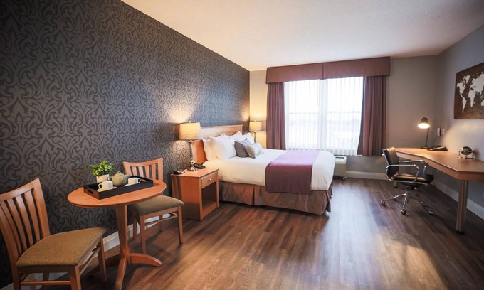 Cambridge Hotel | Cambridge Hotel and Conference Centre