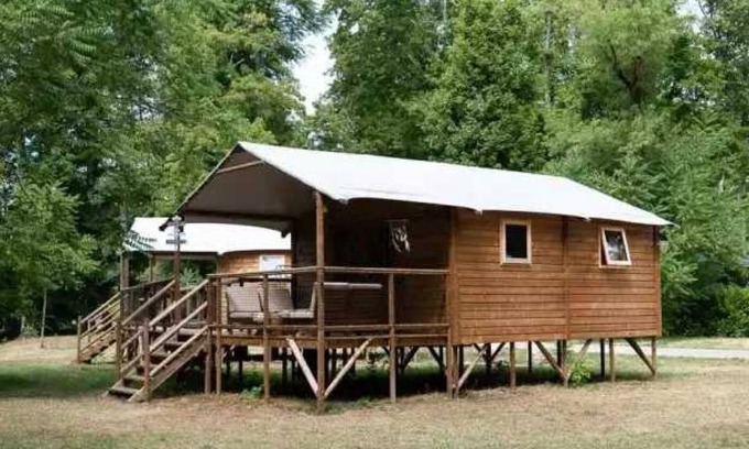 Bar-sur-Aube House | Camping 2 étoiles - Piscine - eeceae