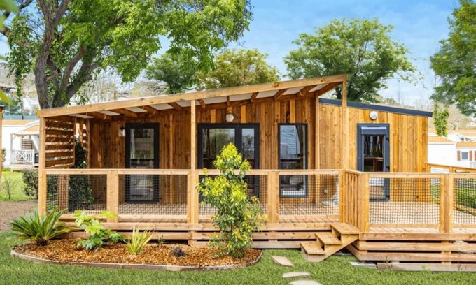 Coulon House | Camping 4 étoiles - Piscine - ccbbdhb