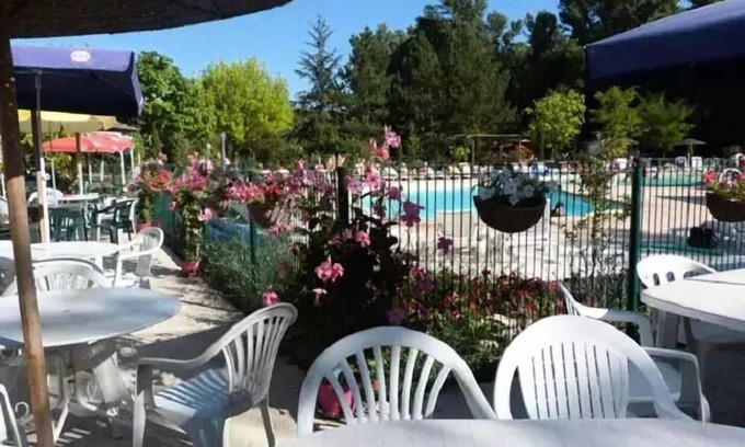 Dauphin Ski Chalet | Camping Au Tylo Soleil* - 25 COMFORT Chalet 35m² (for people with reduced mobility) 4 people
