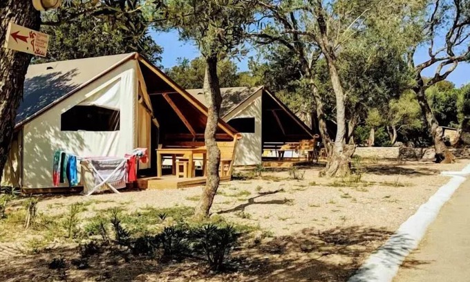 Bonifacio House | Camping Campo Di Liccia* - 3-room canvas bungalow for 4 people Without sanitary facilities
