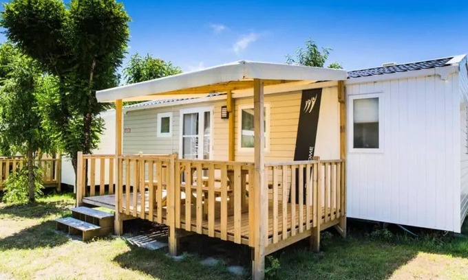 Serignan-Plage House | Camping l'Etoile de Mer * - Comfort Mobile Home 3 Rooms 4/5 People Air Conditioned