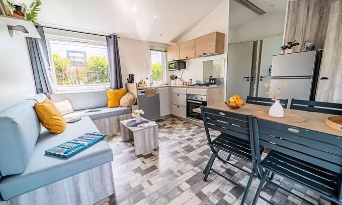 Brem Sur Mer House | Camping L'Océan * - Mobile Home Trio Premium 4 Rooms 6 People Jacuzzi + Air Conditioning + TV