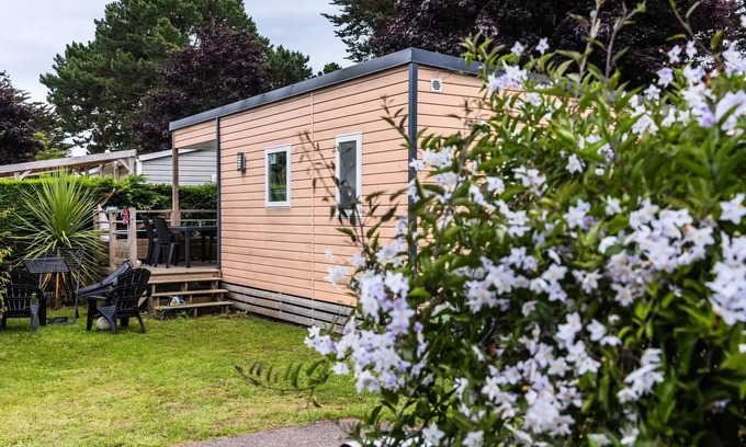 Carnac House | Camping Les Menhirs * - Mobile home Premium 3 rooms 4 people air-conditioned - TV