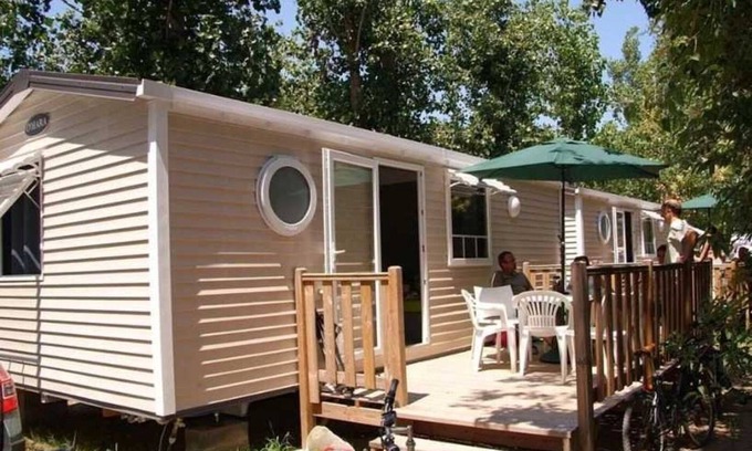 Serignan-Plage House | Camping - Piscine - ccagegc