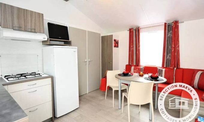 Les Sables d'Olonne House | Campsite Le Bel Air * - Authentic 3 Room Mobile Home 4/5 People + TV