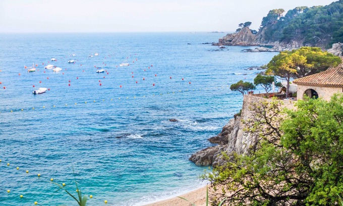 Palafrugell Apartment | CAN TARONGETA 1-1 Modern and charming apartment close to the beach