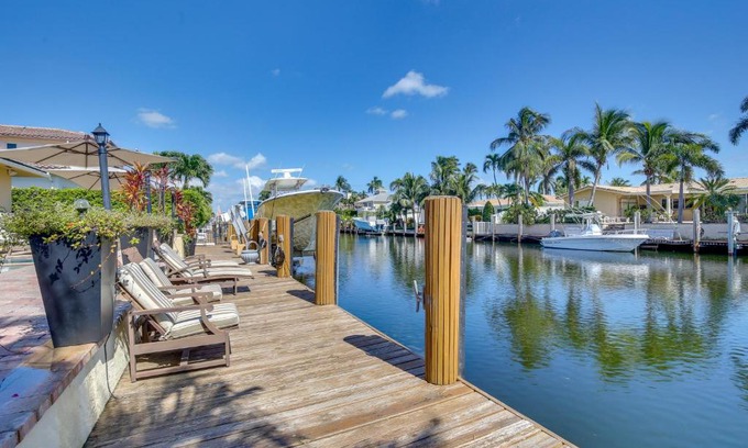 Lighthouse Point House | Canal Access and Pool Lighthouse Point Getaway!