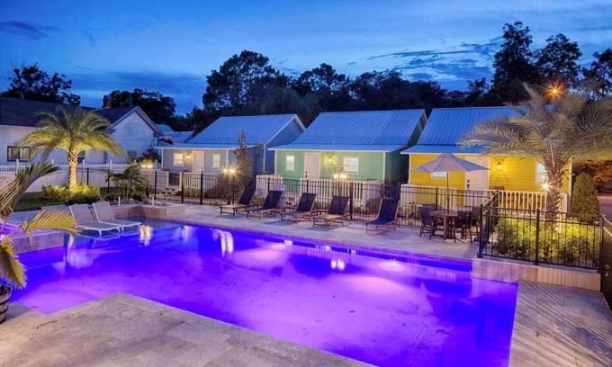 St. Augustine House | Canary Cottage in Heart of Town Pool/Park & Walk
