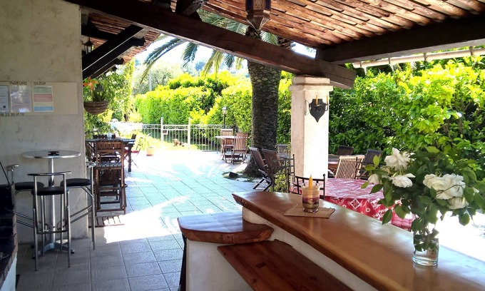 Mougins Apartment | CANNELLE-studio-20m²-in Bed and Breakfast PARFUMS D'AZUR - MOUGINS