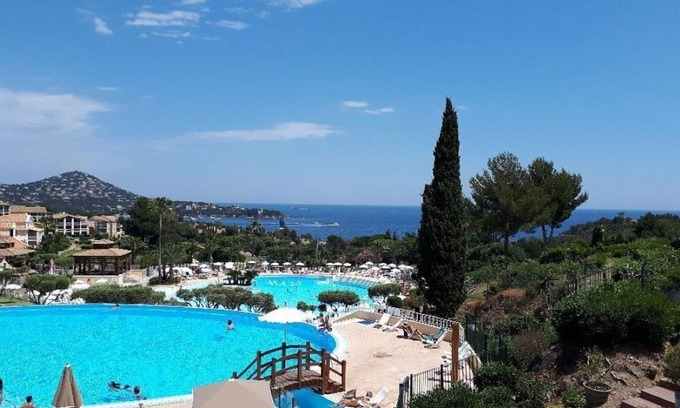 Cap Esterel Apartment | CAP ESTEREL, T2 SEA VIEW 4 sleeps PMR 30M² adapted