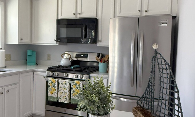 East Falmouth House | Cape Getaway 4 Bedroom w/Outdoor Shower, Ramp Access to Water, New Bathroom