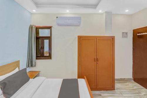 South West Hotel | Capital O Moody Inn