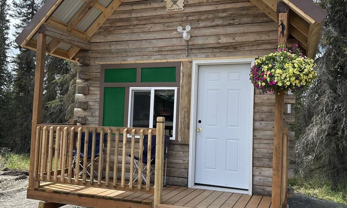 Cohoe Cabin | Captain Kirk’s Trapper Cabin