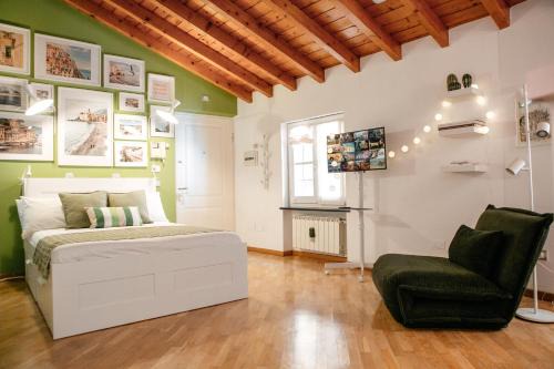 Genoa Historical Centre Apartment | Carabaghe Style - attico Genova centro storico - acquario - rolli - caruggi - wifi - smart working