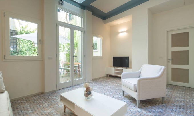 Santa Croce Apartment | Carapelli 1 Fabulous accommodation