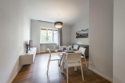Citta Bassa Apartment | Caravaggio Apt a due passi dalla funicolare