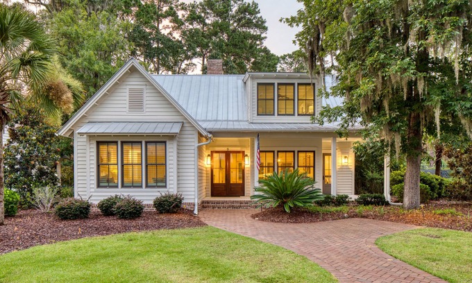 Bluffton House | Carolina Rose - Wilson Village 5 Bedroom Sophisticated Lowcountry Cottage