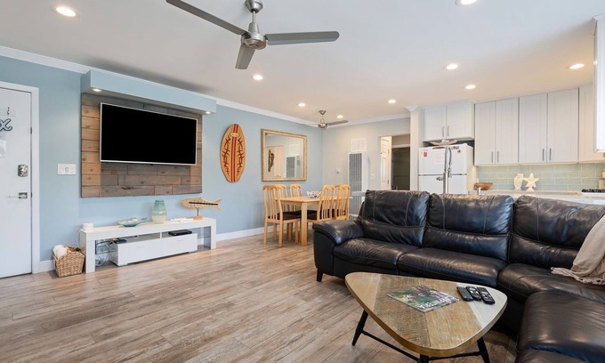Carpinteria Condo | Carpinteria Beach Getaway - Steps from the Sand! DISCOUNTED WEEKLY & MONTHLY