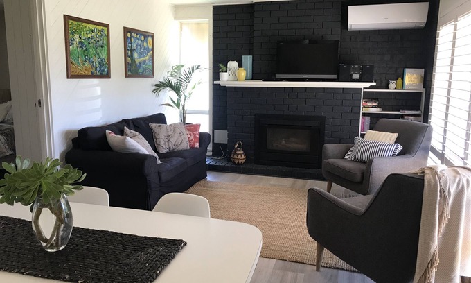 Carrickalinga House | Carrickalinga Cottage - relaxing beach escape