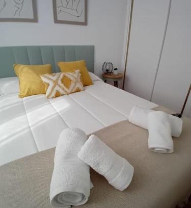 Puerto Rey House | Casa, 300 metros Playa, Wifi, Parking.