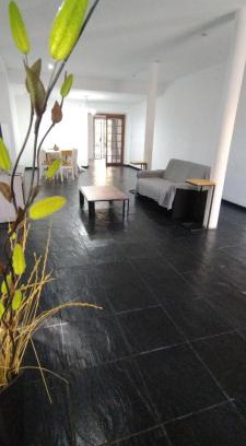 Tigre House | Casa Amplia 5 personas con Jardin y Parrilla