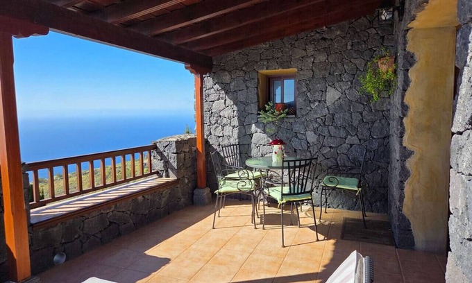 Los Quemados House | Casa Angel Fuencaliente