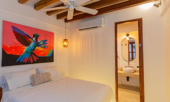 Pie del Cerro House | Casa Bali Castillo View Private Pool & R