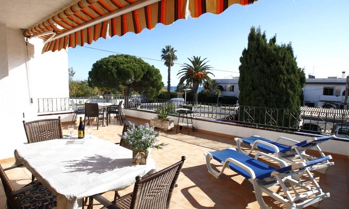 Miami Platja Ski Chalet | Casa Becker by Parc Mont-roig