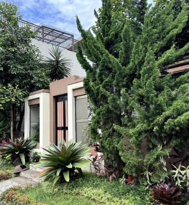 Ciawi House | Casa Celestia 3BR Villa with Pool Vimala Hills