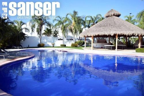 Las Jarretaderas Apartment | CASA con ALBERCA 8min A LA PLAYA AC y Pet friendly