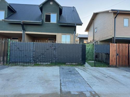 Linares House | Casa con estacionamiento linares