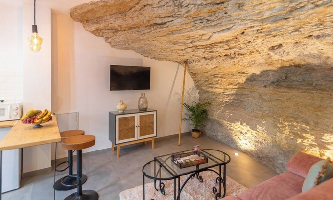 Setenil de las Bodegas Villa | Casa Cueva Las Chicas del Puente Setenil de las Bodegas by Ruralidays
