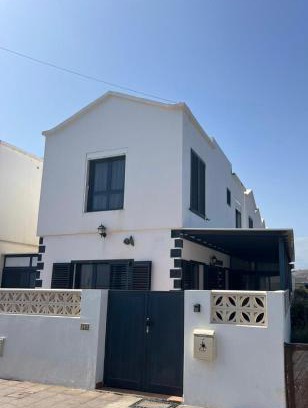 Orzola House | Casa de la peña