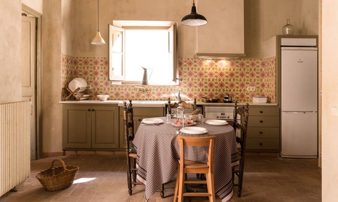 Palau-Saverdera House | Casa de Pueblo Reformada y con Encanto a 10min de Figueres y 30min de Cadaques