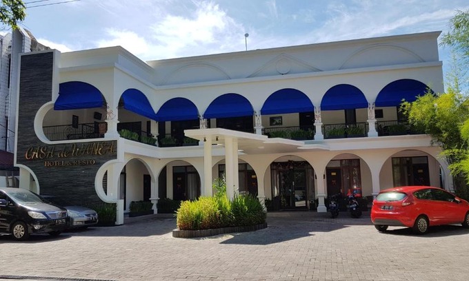 Manado City Centre Hotel | Casa de Wanea Hotel
