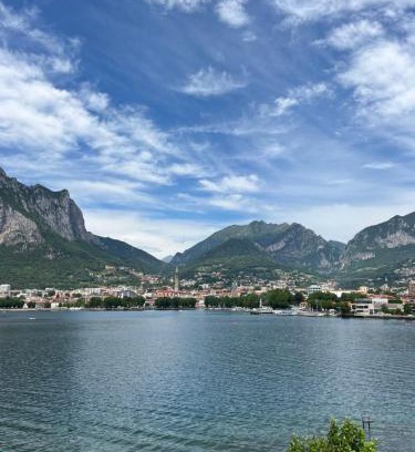 Malgrate Apartment | Casa di Giò - Comfy Lake Como Attic