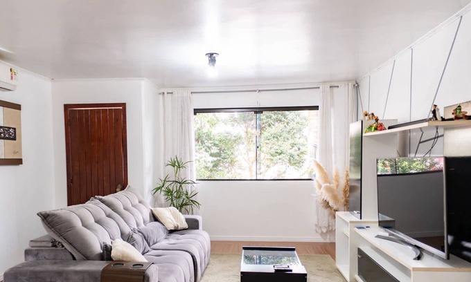Petropolis House | Casa em Passo Fundo com Churrasqueira