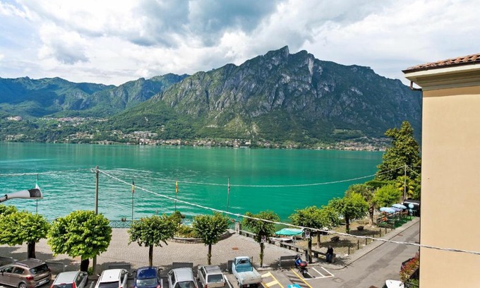 Claino Con Osteno House | Casa Glicine On The Lake by Halldis