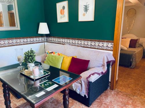 Setenil de las Bodegas Apartment | Casa Hay que Vivir el Momento