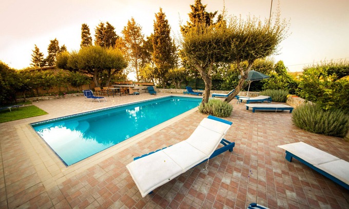 Ricadi House | Casa Lampedusa, for 2 people, with sea view, shared pool and access to the beach