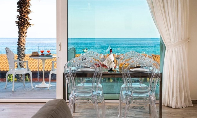 Letojanni Apartment | Casa Leontina – Taormina Area