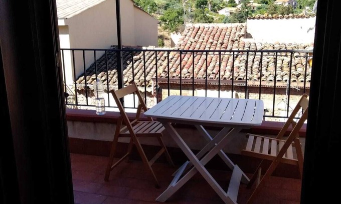 Castelbuono House | Casa Levante