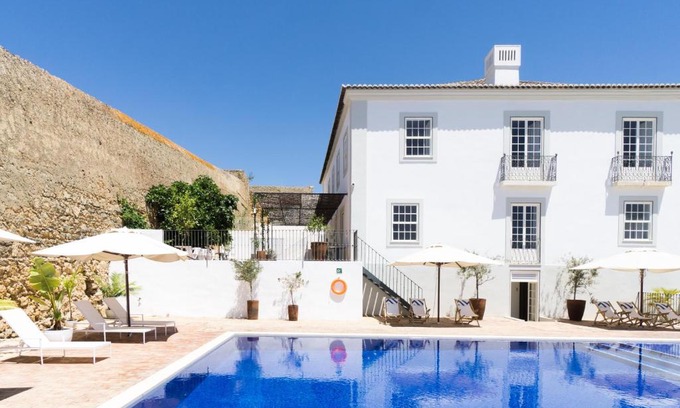 Lagos City Center Hotel | Casa Mãe